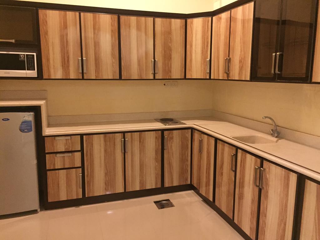 Terhal Hotel Suites Ha'il Esterno foto