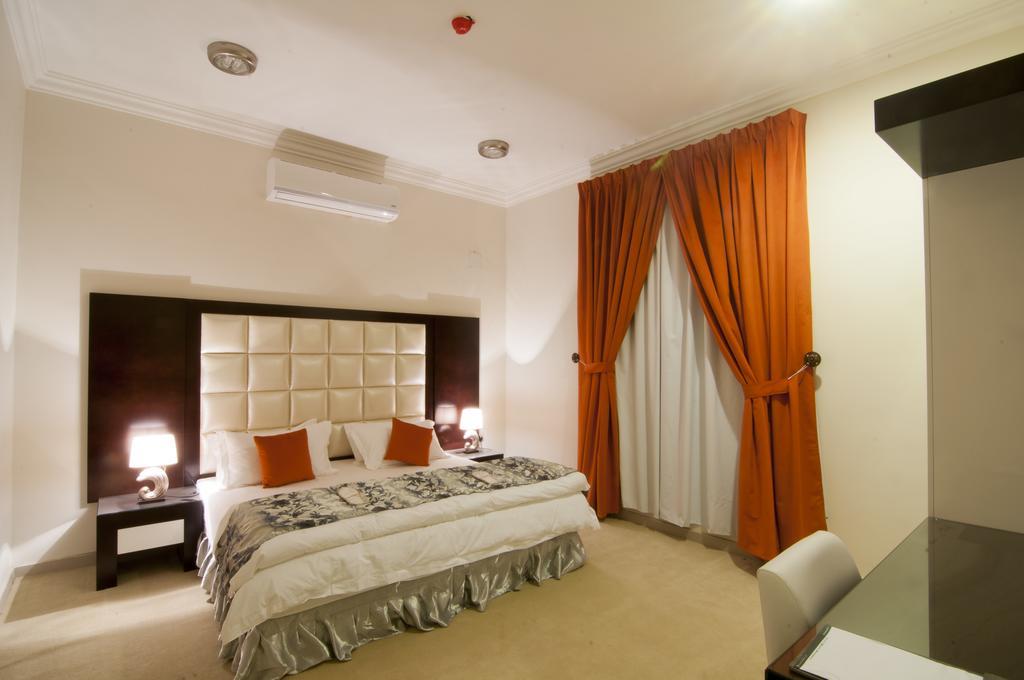 Terhal Hotel Suites Ha'il Esterno foto
