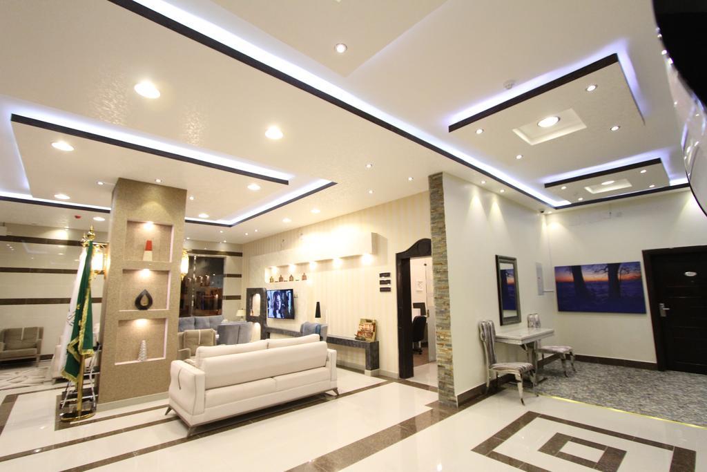 Terhal Hotel Suites Ha'il Esterno foto