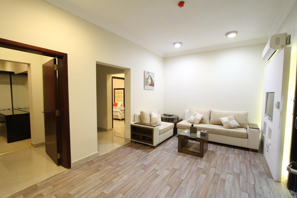 Terhal Hotel Suites Ha'il Esterno foto