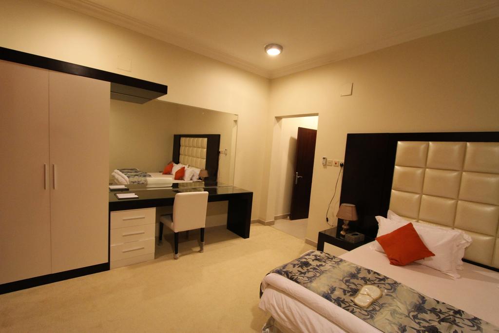 Terhal Hotel Suites Ha'il Esterno foto